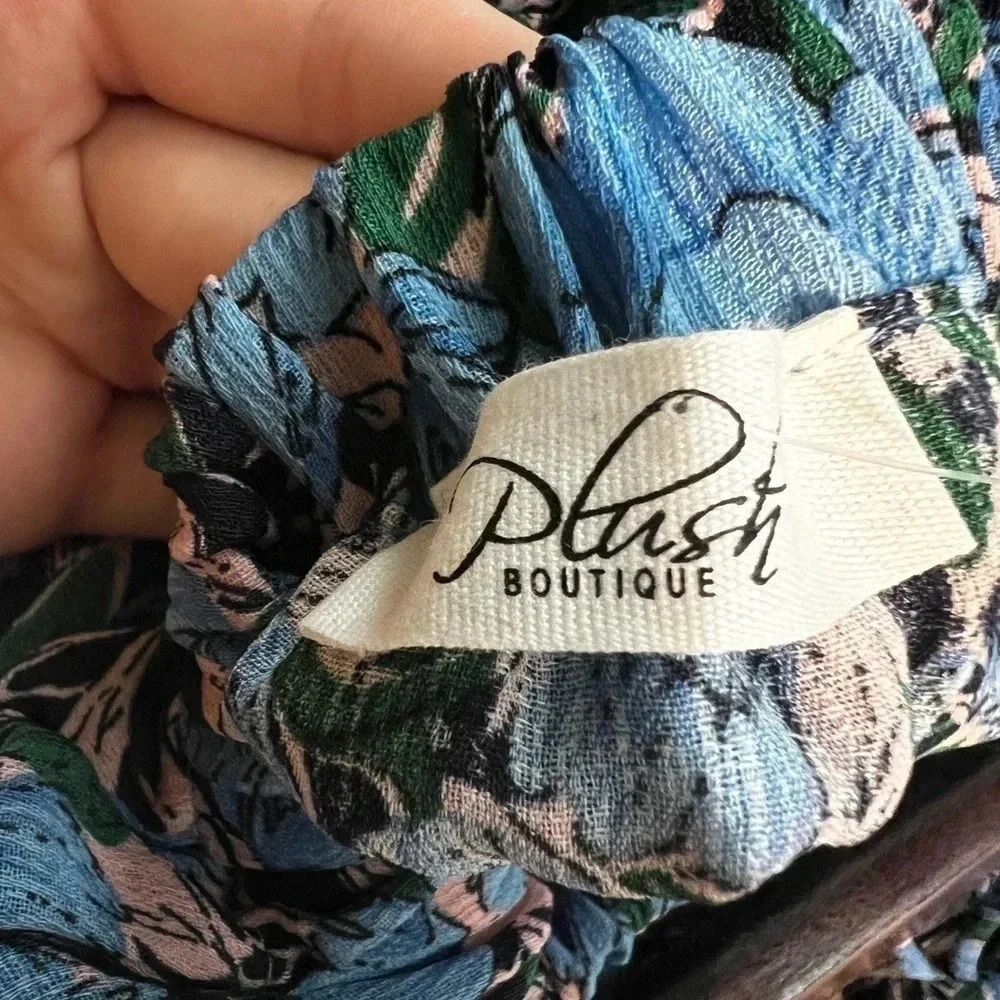 Plush Boutique Jumper - Size Medium - Picture 4 of 6
